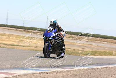 media/Jun-16-2024-Lets Ride (Sun) [[4ae6dd1f02]]/Group B/1220pm (Wheelie Bump)/